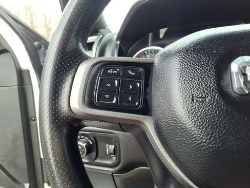Used 2022 RAM 2500 Tradesman w/ Chrome Appearance Group AWD/4WD image 15