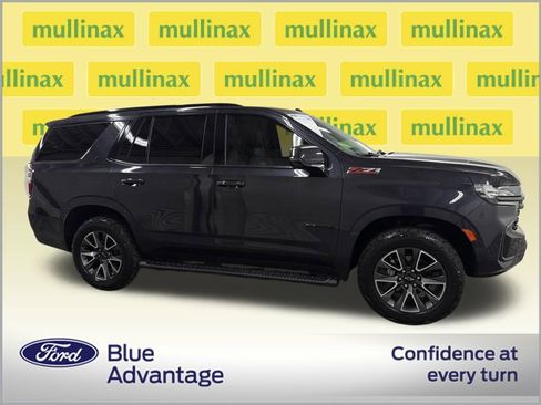 Used 2022 Chevrolet Tahoe Z71 w/ Luxury Package image 2