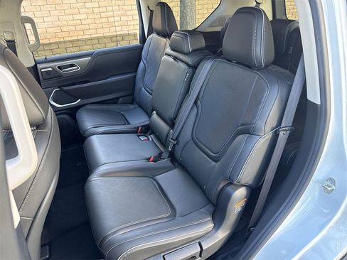 Used 2025 INFINITI QX80 Luxe image 26