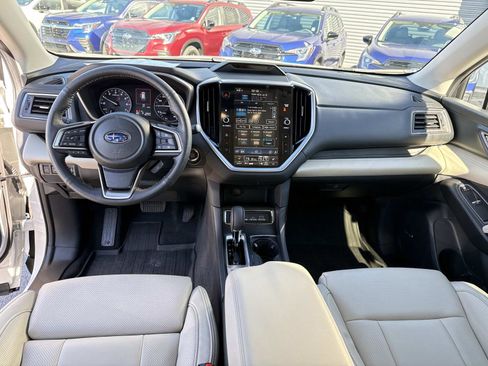Certified 2025 Subaru Ascent Limited w/ Popular Package #1 image 18