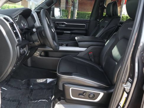 Used 2023 RAM 1500 Laramie AWD/4WD image 20