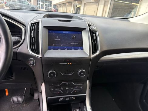Used 2020 Ford Edge SEL image 18