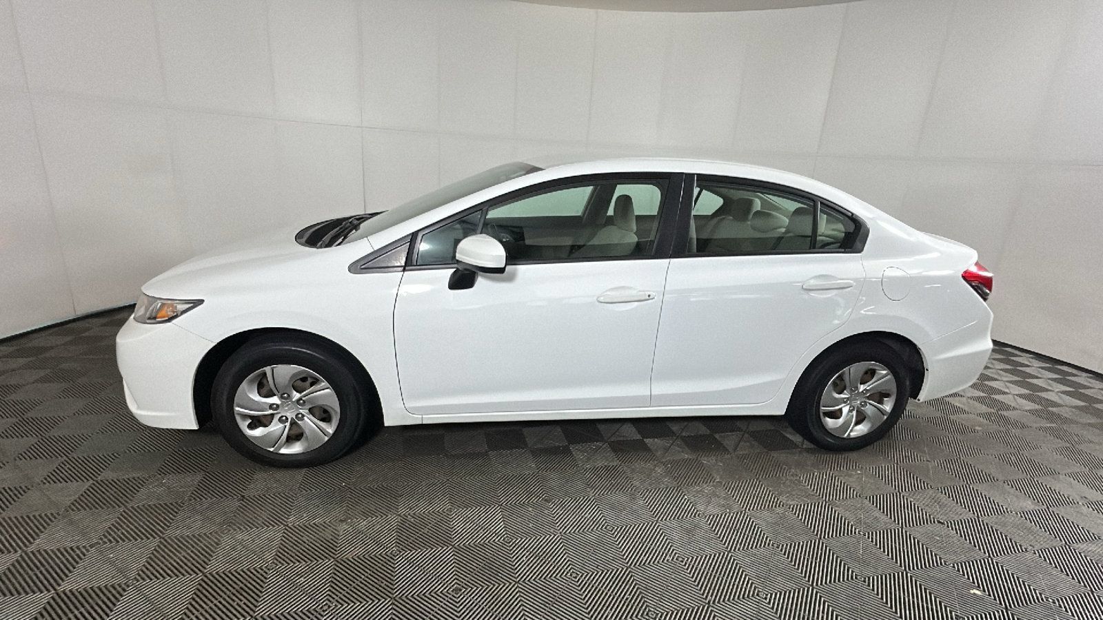 Used 2015 Honda Civic LX image 5
