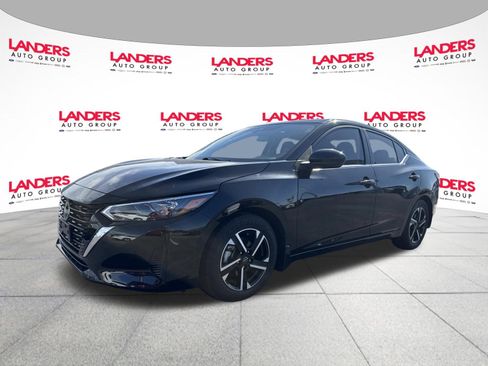 Used 2025 Nissan Sentra SV w/ All-Weather Package FWD image 6