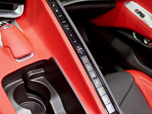 Used 2024 Chevrolet Corvette Z06 w/ Z07 Performance Package RWD image 27