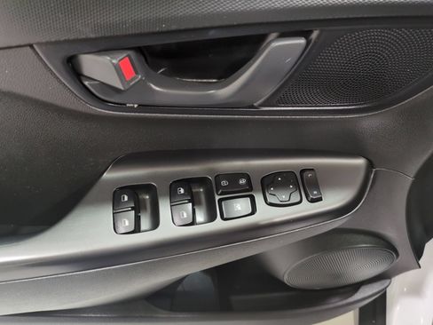 Certified 2023 Hyundai Kona SE FWD image 16