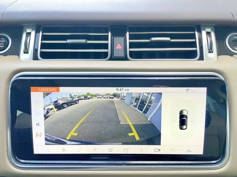 Used 2020 Land Rover Range Rover HSE AWD/4WD image 28