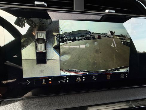 New 2026 GMC Sierra 3500 AT4 w/ Technology Package AWD/4WD image 20
