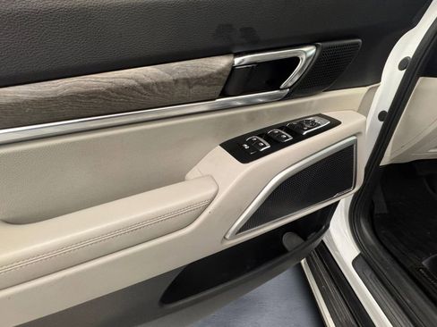 Used 2020 Kia Telluride EX w/ EX Premium Package image 12