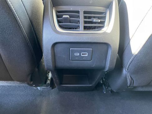 Used 2025 Chevrolet Blazer LT image 23