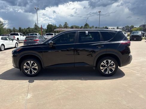 Used 2023 Nissan Rogue SV AWD/4WD image 4