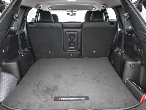 Used 2024 Mitsubishi Outlander SEL AWD/4WD image 23