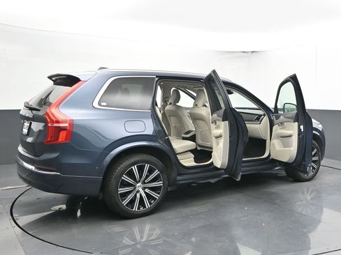 Used 2023 Volvo XC90 B6 Plus image 58