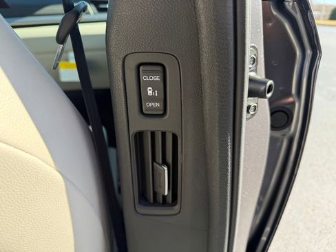 New 2026 Honda Odyssey EX-L image 18