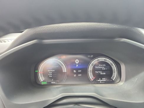 Used 2023 Toyota RAV4 XSE AWD/4WD image 19