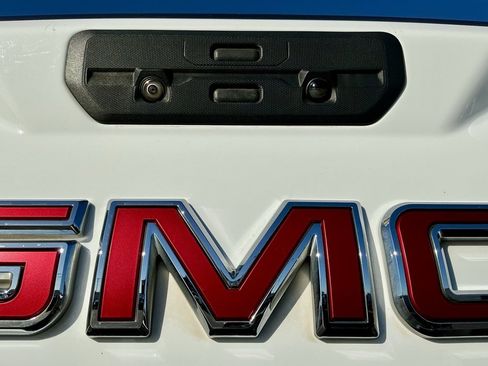 Used 2019 GMC Sierra 1500 AT4 w/ AT4 Premium Package image 15