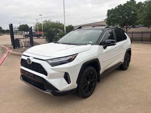 Used 2025 Toyota RAV4 XSE w/ Advanced Technology Package AWD/4WD image 1