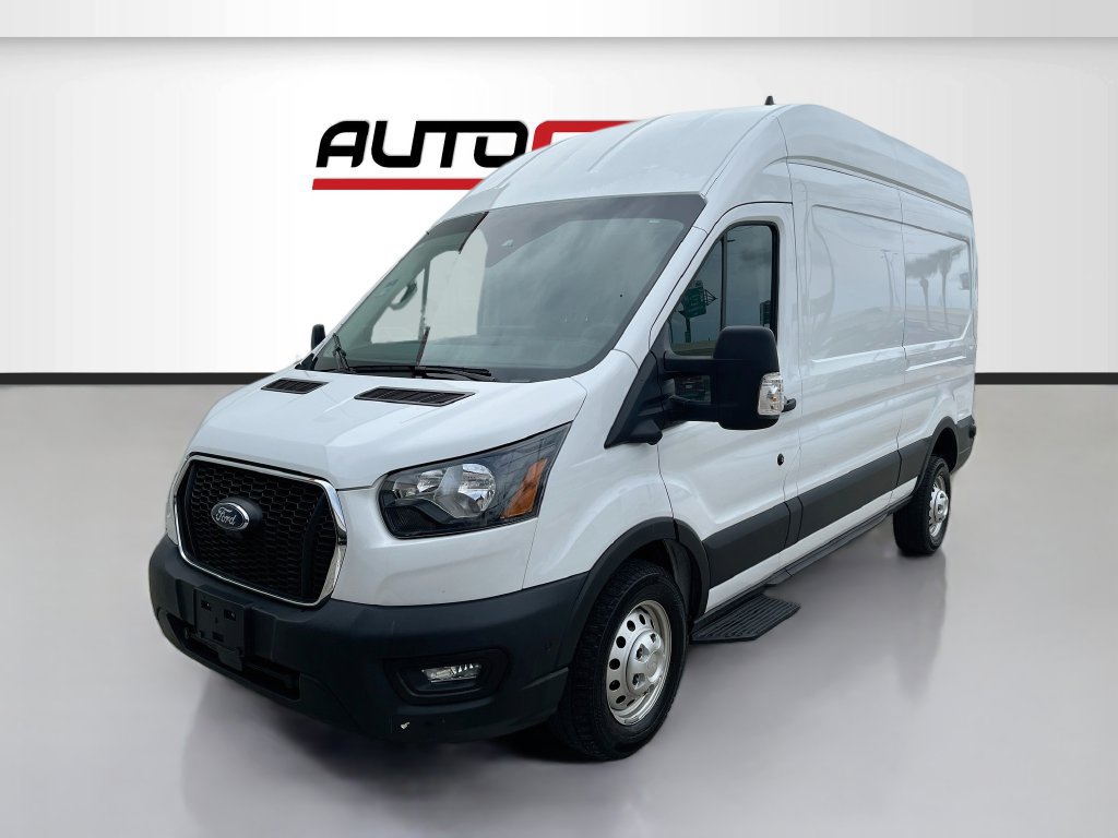 Used 2024 Ford Transit 250 148 High Roof AWD image 3