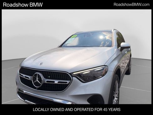 Used 2023 Mercedes-Benz GLC 300 4MATIC image 1