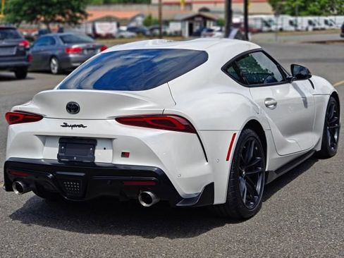 Used 2020 Toyota Supra Premium w/ Driver Assist Package RWD image 11