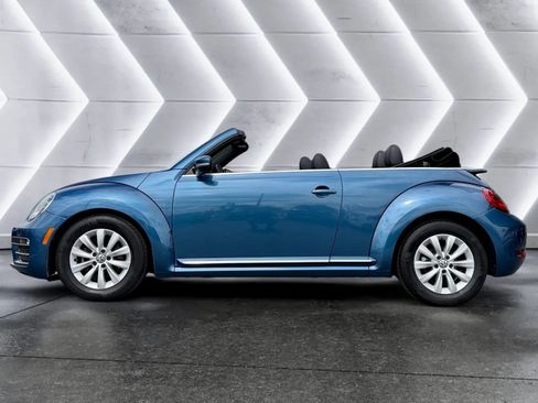 Used 2017 Volkswagen Beetle 1.8T S FWD image 5