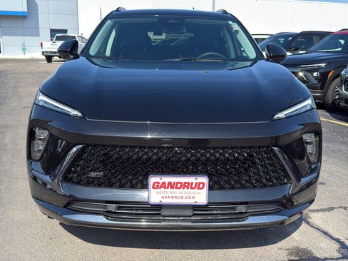 Used 2025 Buick Envision Sport Touring image 3