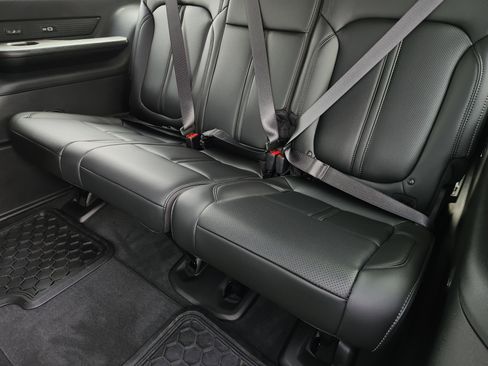 New 2026 Jeep Grand Wagoneer 4WD image 22