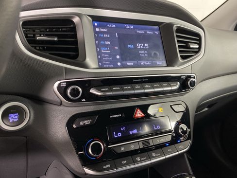 Used 2019 Hyundai Ioniq Blue FWD image 33