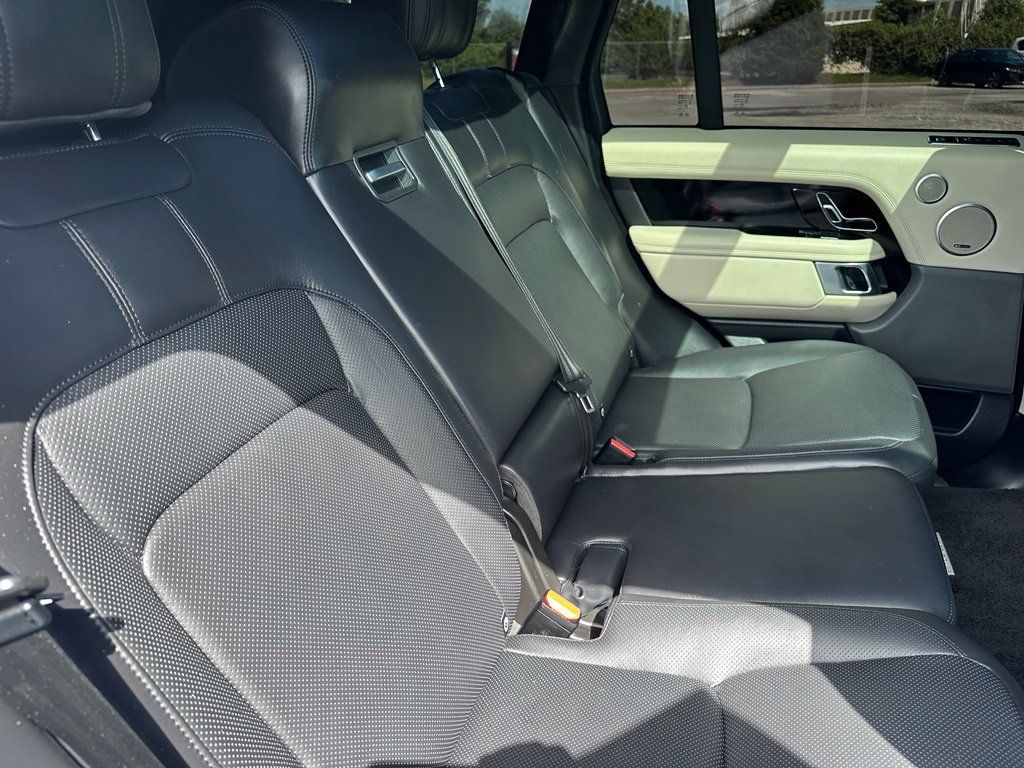 Used 2020 Land Rover Range Rover HSE AWD/4WD image 29