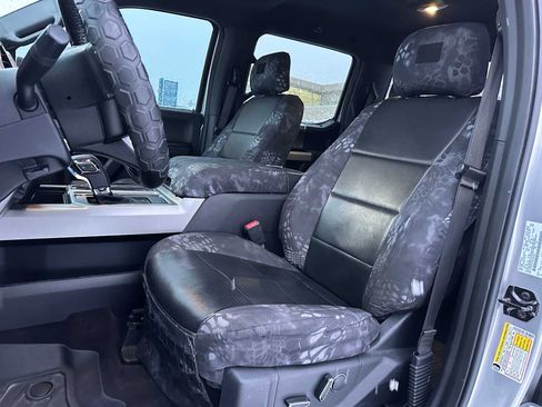 Used 2017 Ford F150 Lariat image 21
