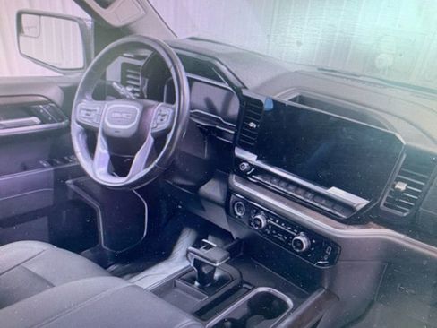 Used 2023 GMC Sierra 1500 SLT w/ SLT Premium Package image 11