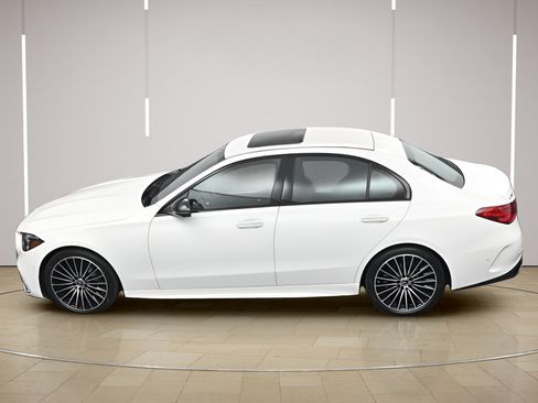 Used 2024 Mercedes-Benz C 300 Sedan image 31