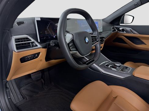 Used 2025 BMW 430i xDrive Convertible w/ Convenience Package image 12