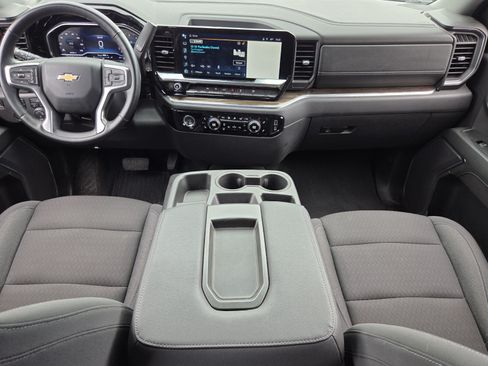 Certified 2024 Chevrolet Silverado 1500 LT AWD/4WD image 12