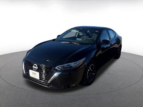 Used 2025 Nissan Sentra SV image 7