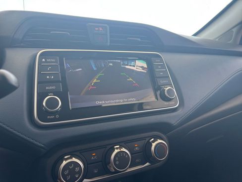 Used 2025 Nissan Versa SV image 24