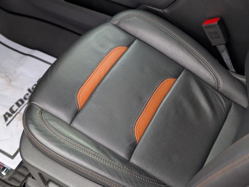 Used 2025 GMC Sierra 2500 AT4 w/ AT4 Premium Plus Package image 38