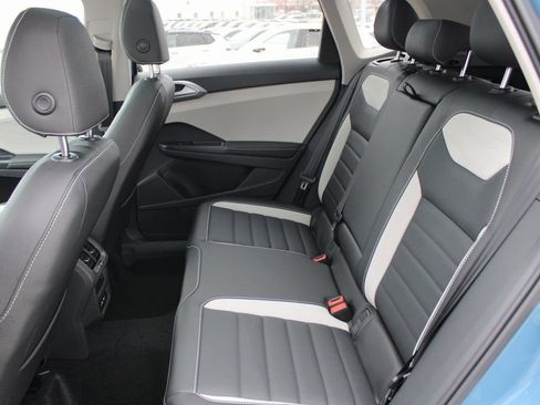 New 2026 Volkswagen Taos SEL AWD/4WD image 20