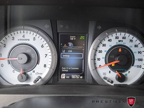 Used 2020 Toyota Sienna SE w/ SE Preferred Package FWD image 27