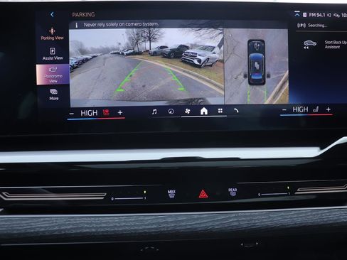 Certified 2025 BMW 530i image 31