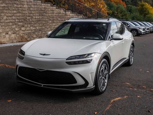 New 2025 Genesis GV60 Advanced image 7