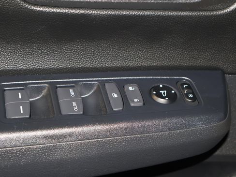 Certified 2025 Honda CR-V Sport image 33