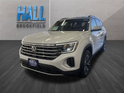 New 2026 Volkswagen Atlas SE