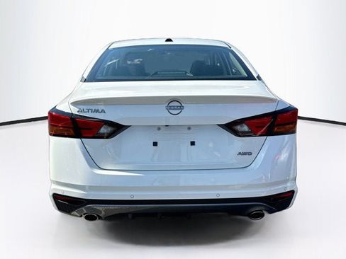 New 2026 Nissan Altima 2.5 SV w/ SV Special Edition Package AWD/4WD image 6