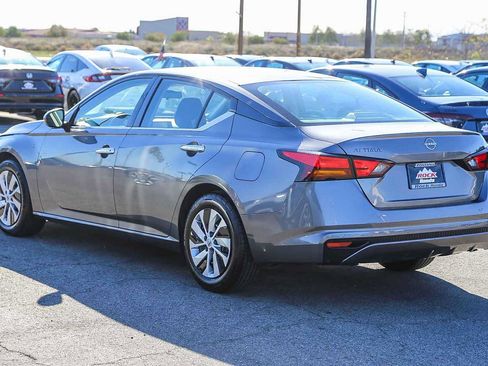 Used 2023 Nissan Altima 2.5 S image 8