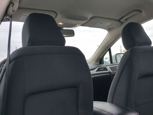 Used 2020 Ford Fusion SE image 17