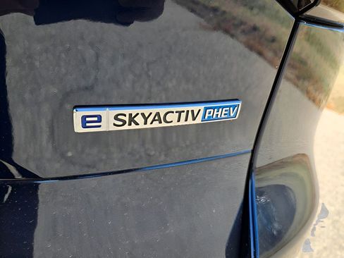 Used 2025 MAZDA CX-90 Plug-In Hybrid w/Premium Sport image 11