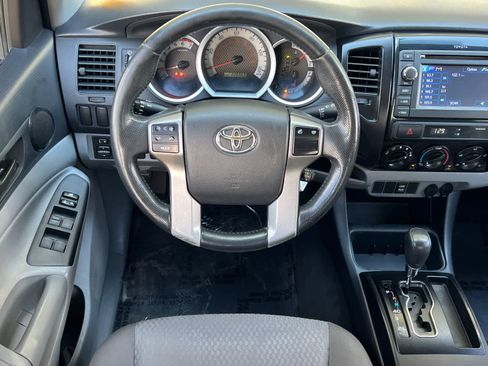 Used 2013 Toyota Tacoma PreRunner w/ Convenience Pkg RWD image 15
