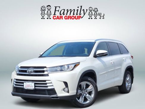 Used 2017 Toyota Highlander Limited FWD image 1