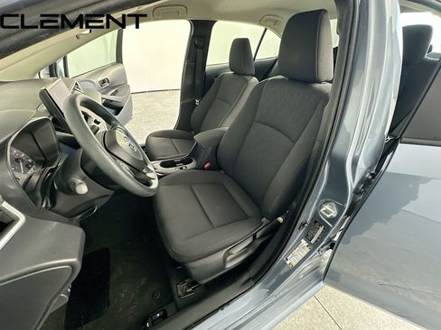 Used 2023 Toyota Corolla LE image 28